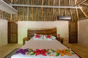 Cenote y cabanas La Xtabay - Image 2