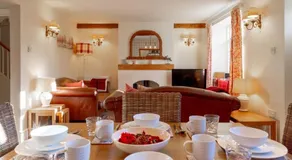 Jasmine Cottage - 2 Bedroom in Heart of Bourton! - Image 3