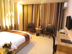 Lang Qiao hotel - Image 4
