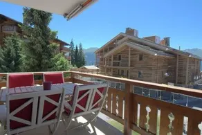 Ski-in, Chalet-style appt Central Verbier - 1 Min Walk to Lift - Image 4