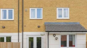 Private Room Near Excel London & City Airport Free Parking Available & WiFi - Image 3