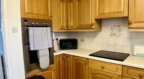 Brynston House, Work Stays Welcome, Free Parking - Image 4