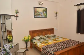 Sri Vana Durga Service Apartment - Image 5
