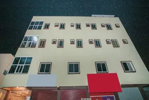 OYO Sri Guru Residency - Image 4