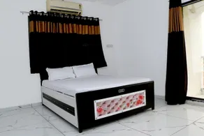 well maintained property with pool near surat - Image 2