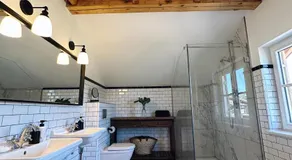 Abrahams Bayr Cottage - Image 2