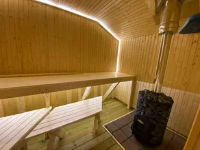 StugaNäraKungsberget - mysig stuga med kamin, grillkåta och vedbastu - Image 5