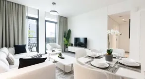 VR 214 - 2BR - Tatiana Koltsova - Image 2