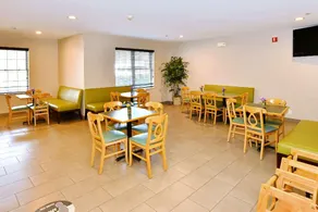 Country Inn & Suites by Radisson, Mount Morris, NY - Image 2