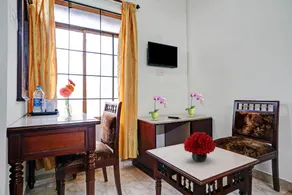 OYO Townhouse 1022 Pagoda - Image 5