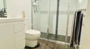 Casa de Burgh - Image 2