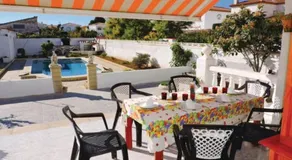 PRECIOSA CASA CON PISCINA AL LADO DE LA PLAYA - Image 4