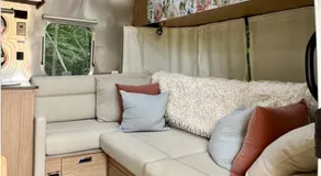 Moonbeam Airstream - Image 4