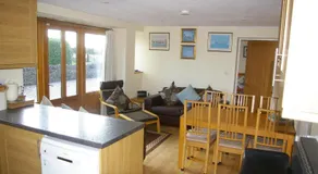 Ty Nant Cottages and Suites - Image 2
