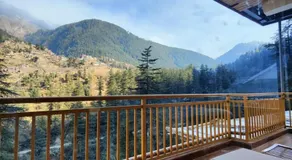 The Woodpecker Inn Jibhi - Image 3
