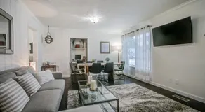 Nouveau: North Bend Downtown Cottage and Suite - 2 Hot Tubs, Steps to Downtown - Image 2