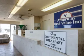 Americas Best Value Inn Alachua - Image 3
