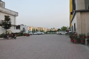 Hotel Taj Darbar - Image 4