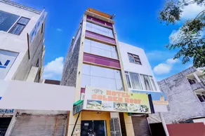 Hotel Golden Roof - Image 5