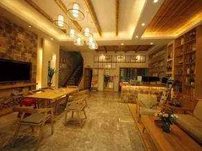 Science Center Hotel - Image 5