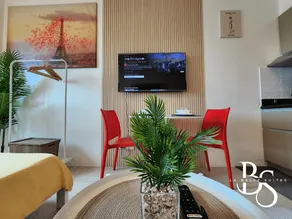Cozy ArtDeco Studio Ayala Greenbelt CBD Makati PH - Image 3