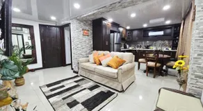 Luxury 3 Bedroom Apartment - Image 3