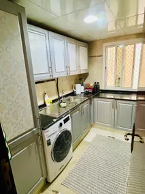 Cozy room in heart of Abu Dhabi - Image 3