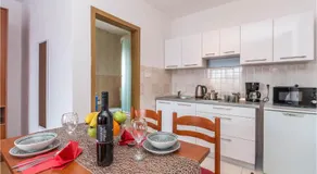 Beautiful Apartment In Biograd Na Moru With Wifi - Image 2
