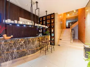 Vision & Fashion | Royal View International Hotel · 360° Sky Garden & Starry Cinema - Image 2