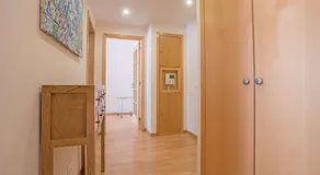 1-minute walk to the Metro and 2 to the Supermarket - Image 3