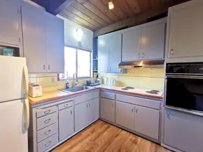 Comfy 2BR 1Bath Apartment near HWY580-80 - Image 4