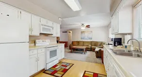 Charming Home with Spa Near Ski Resort and Lake Tahoe Timber Cove Marina Beach - Image 5