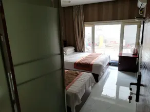 Century Golden Sun Hotel - Image 2