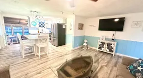 Cabin by the Sea - Waterfront Direct Gulf Access- Pontoon Boat Rental On Site or Bring Your Boat- Paddlecraft included - Image 2