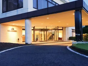 Tsurumai Moon Lake Hotel - Image 2