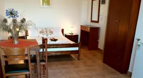 Giannikas Apartments - Image 5
