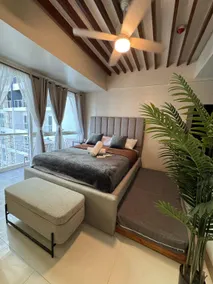 One LakeShore Condominium - Image 2