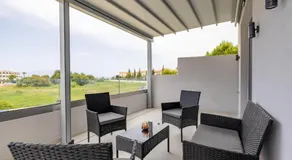Valianos Studios - Luxury Apartment - Image 3
