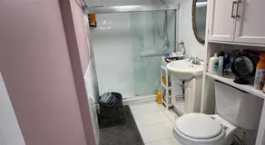 2 bedroom Toronto Beaches Big Backyard - Image 2