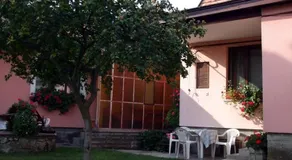 Lugas Szallas - Image 4