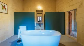 San Lawrenz Farmhouse Rustic Retreat with Pool - Image 4