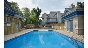Quiet Hillside Studio - Wifi, Pool, Close to The Village - Image 3