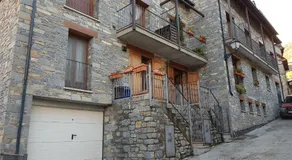 Apartamentos Nilsson, Casa Botigue, centro de Plan - Image 2