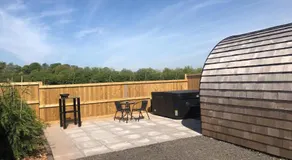 Chalet con terrazza, idromassaggio e griglia | Vista sulla montagna - Image 3