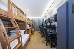 YueShi Smart Hotel (Teachers College Branch) - Image 3