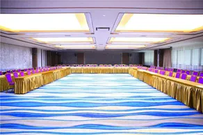 Hezhou Hongrui International Hotel - Image 2