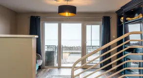 Bayview Apartments - Image 5