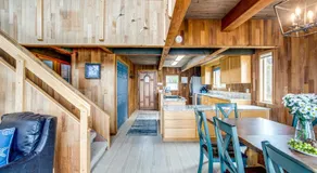 Ocean Front Home on Sandy Beach! Dog Friendly! Hot Tub! - Image 5