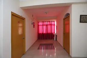 Vibrant Guest House - Image 4
