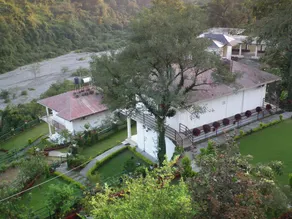 Home in the Hills, Resort & Restaurant - Image 3